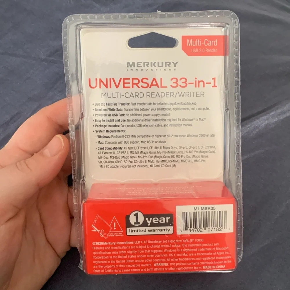 NWT Merkury Innovations Universal 33-in-1 Multi Card Reader/Writer